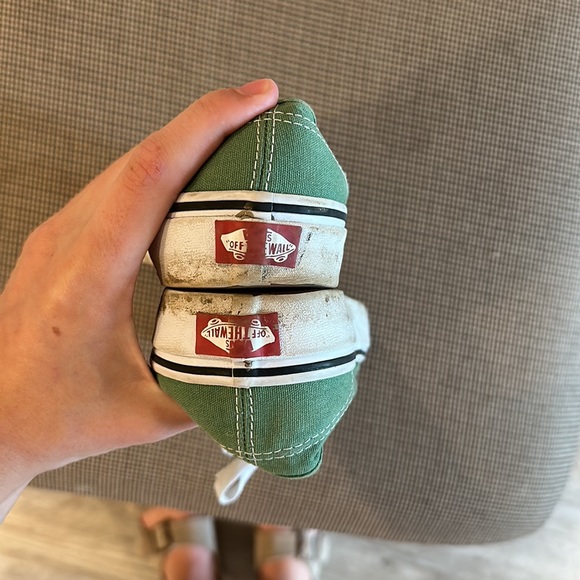 Authentic Vans - Picture 4 of 5